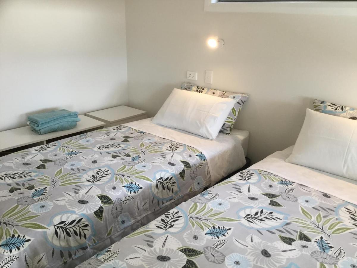 City View Townhouse 朗塞斯顿 外观 照片